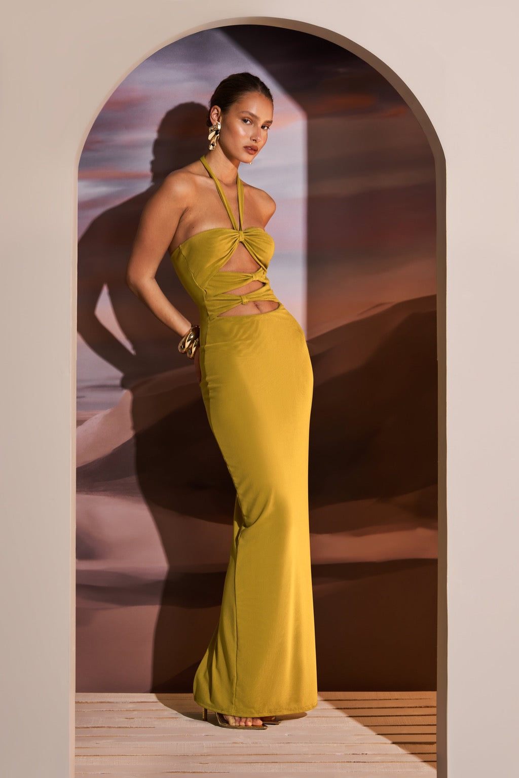 HALTERNECK BOW DETAIL MAXI IN CHARTREUSE