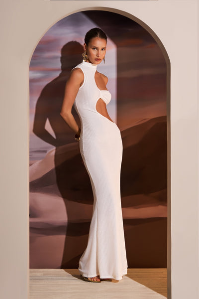 TEXTURED CUT OUT MAXI IN WHITE