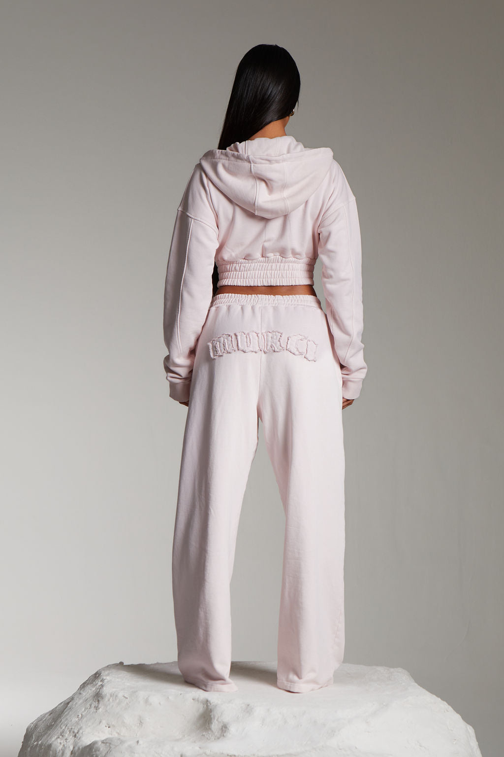 APPLIQUE CROPPED ZIP UP HOODIE IN MARSHMALLOW